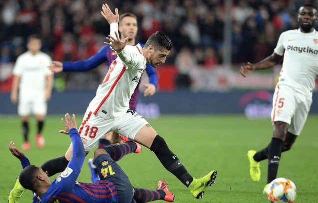 关于塞维利亚客场大胜巴拉多利德，暂时超越巴塞罗那排名联赛第三的信息