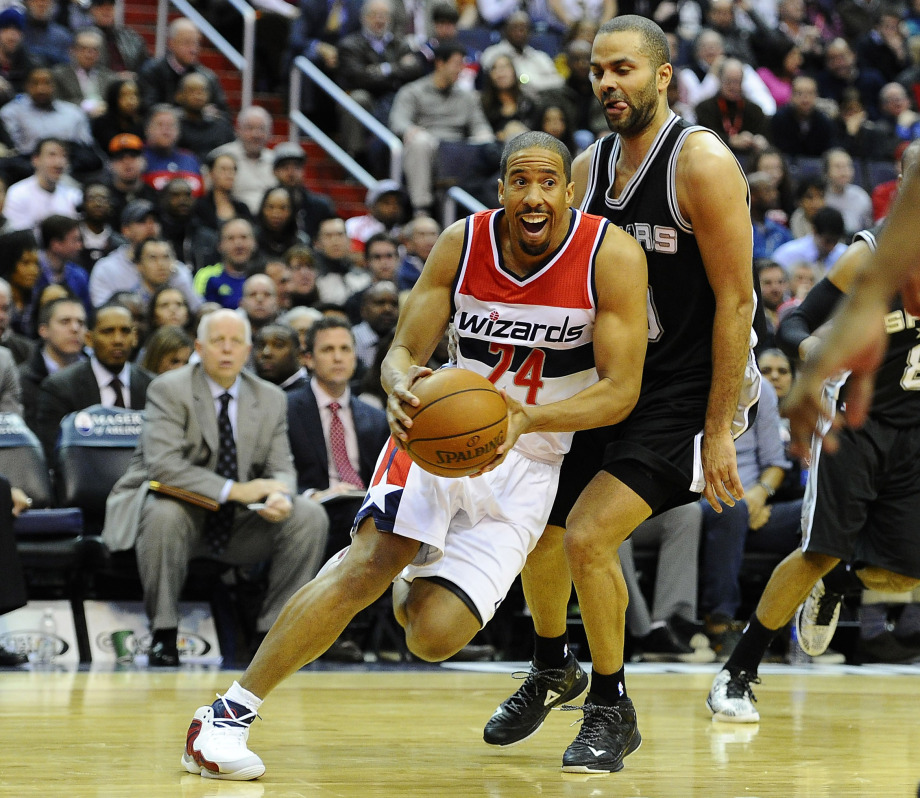 奇才主场告负，遭遇五连败，球队状态不佳需要重振雄风的简单介绍