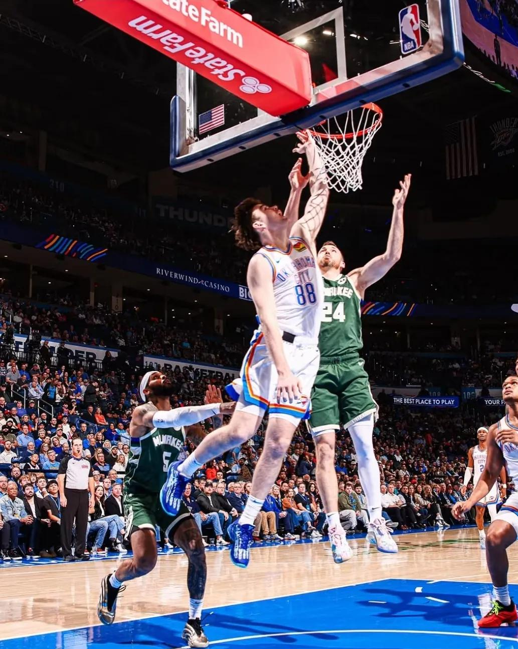 雄鹿B队鏖战立陶宛男篮，波特打破历史纪录