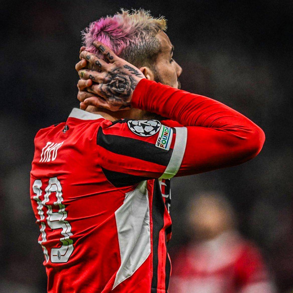 意甲前锋绝杀荣耀，球队晋级轻松