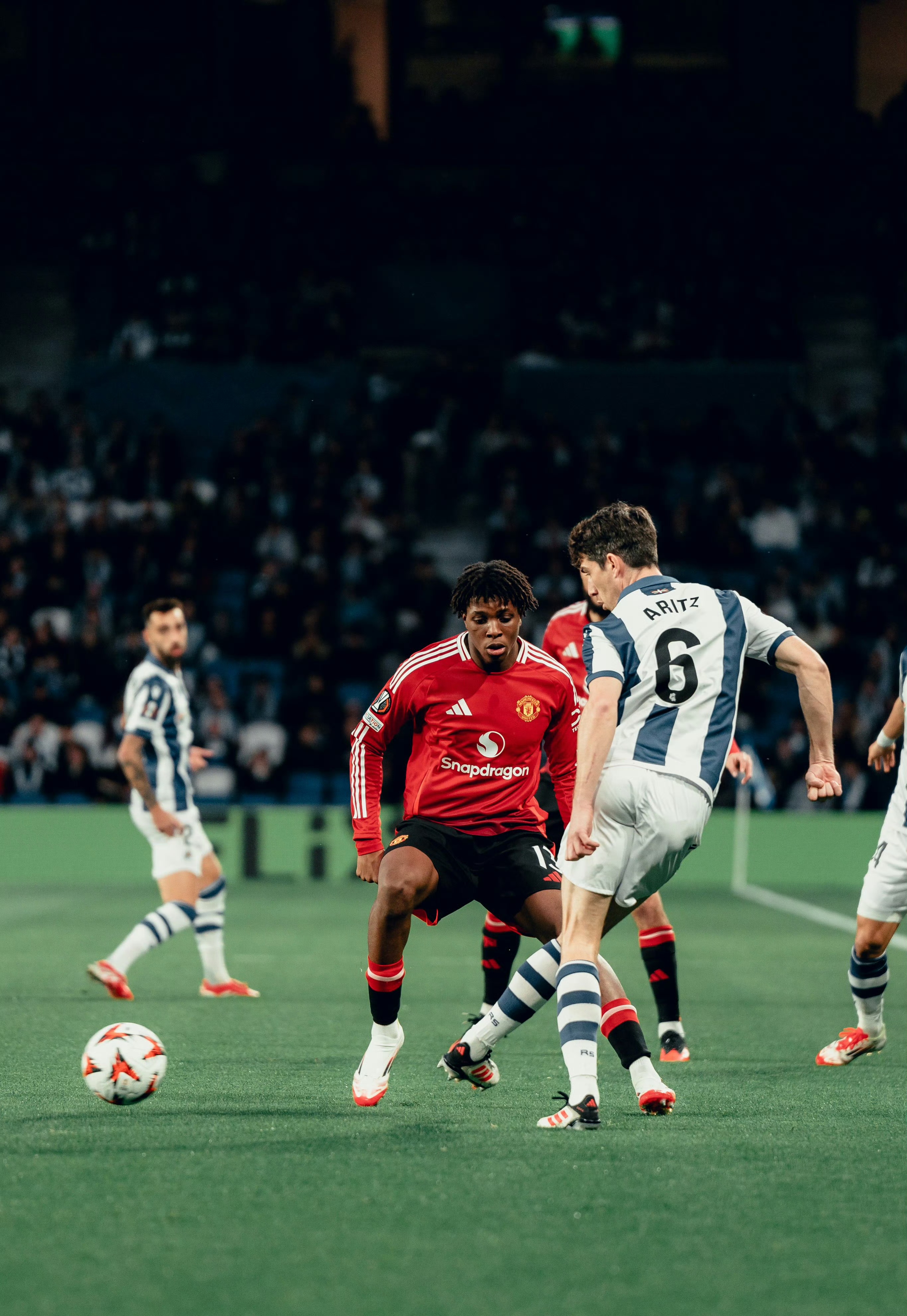 曼城横扫波尔图，晋级欧冠半决赛