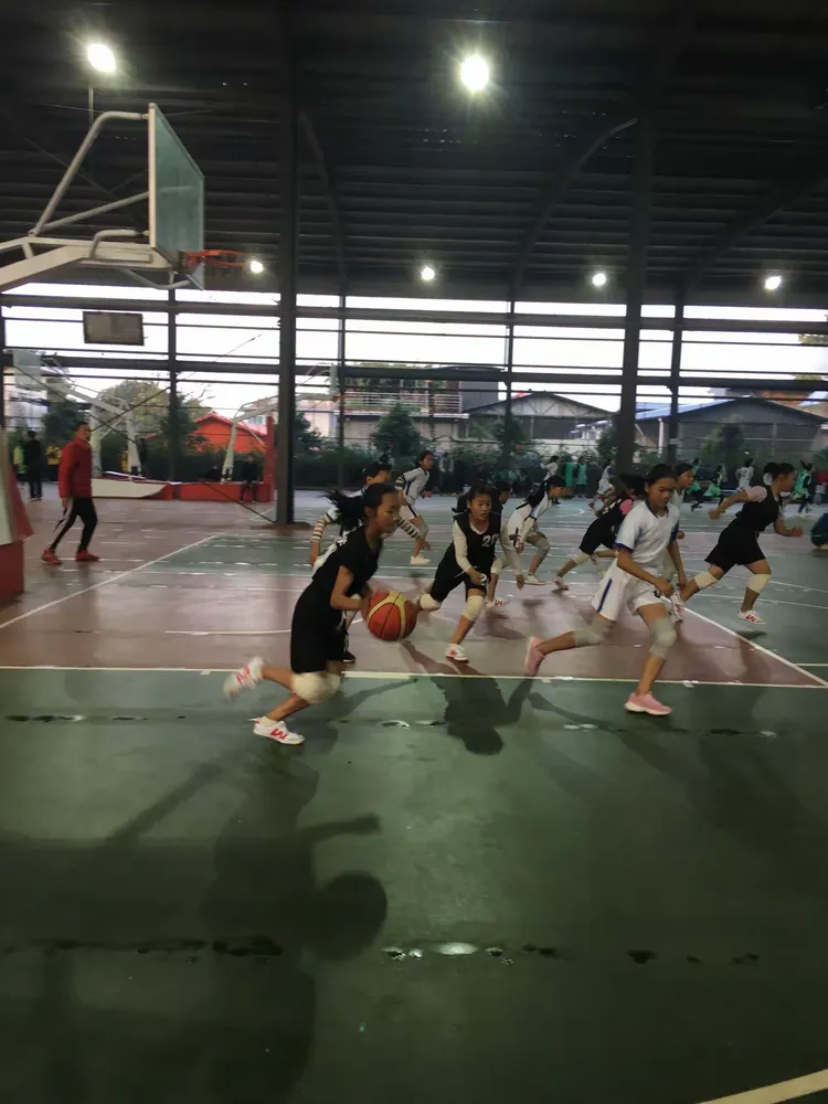 强队间的擦火花让比赛更加精彩迷人的简单介绍 强队间的擦火花让比赛更加精彩迷人的简单介绍