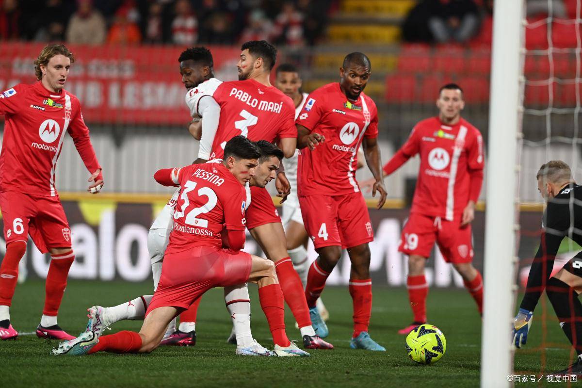 包含利兹联客场告捷，保级形势趋于乐观的词条