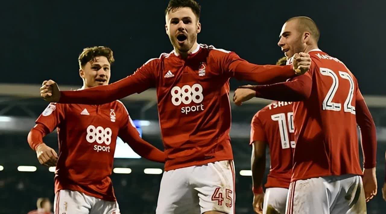 莱比锡红牛碾压马德里竞技,戈麦斯点燃赛场的简单介绍 莱比锡红牛碾压马德里竞技,戈麦斯点燃赛场的简单介绍