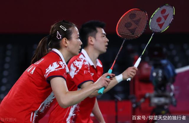 包含印度队横扫法国队，郑思维惊艳四座的词条