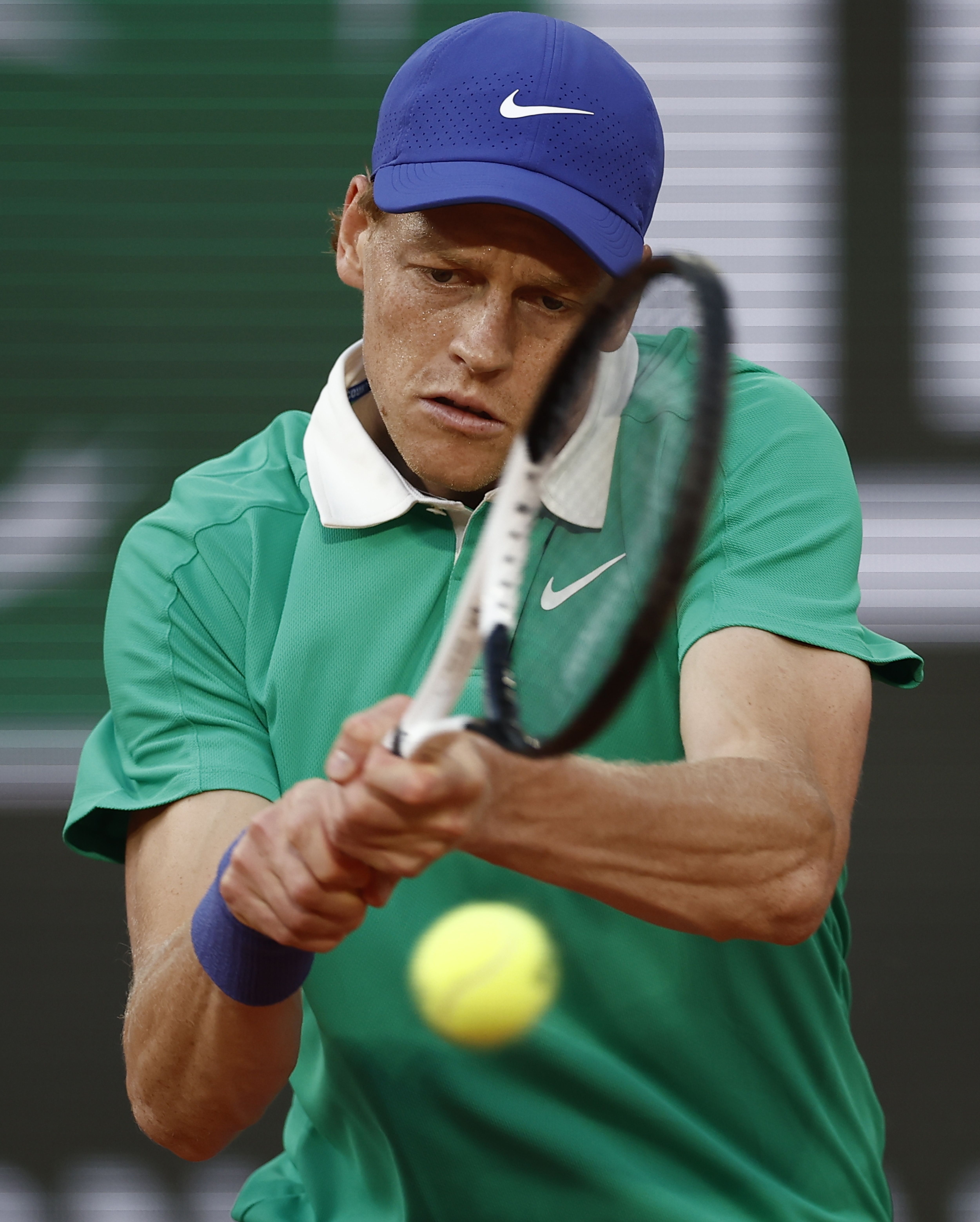 关于美网鏖战法网，辛纳高光表现的信息