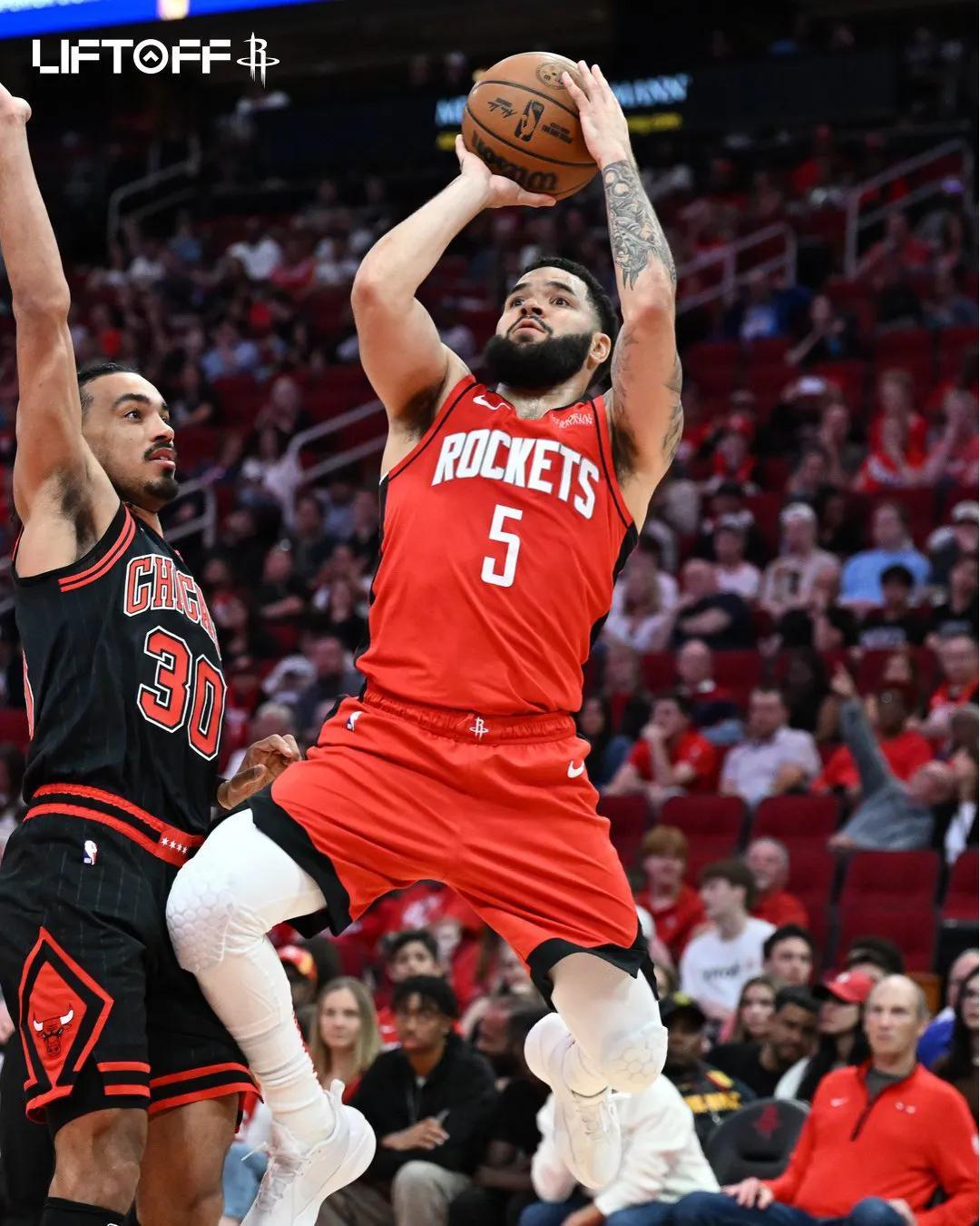 关于山东队轻取公牛,范弗利特状态火热的信息 关于山东队轻取公牛,范弗利特状态火热的信息