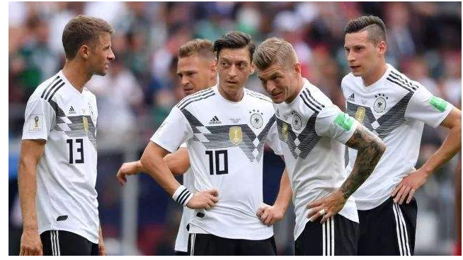 关于德国队逆转韩国队，黄鸭组合惊艳四座的信息