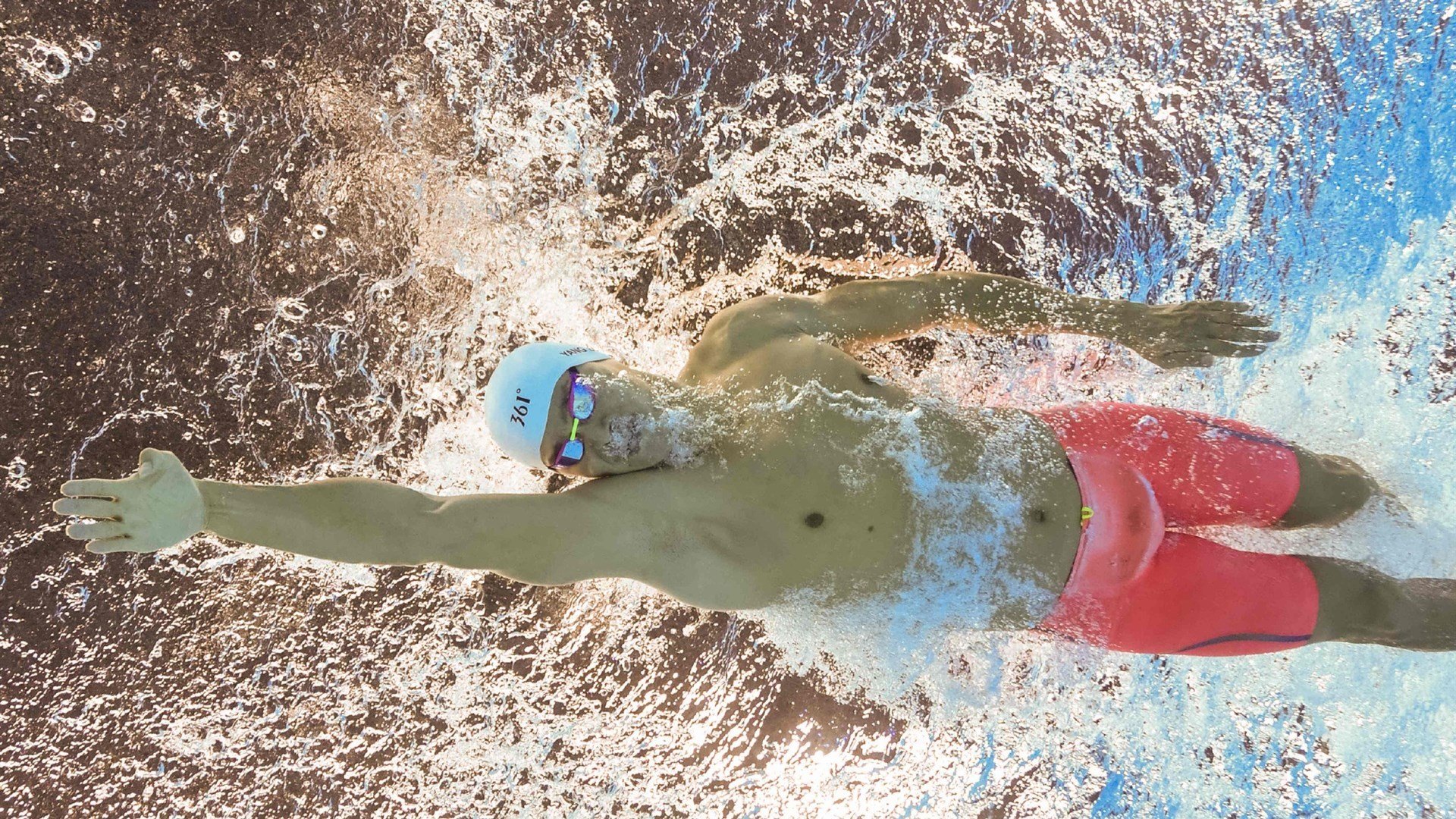 黄潜新核闪耀全场，迪亚斯一锤定音，塞内加尔群星黯然失色